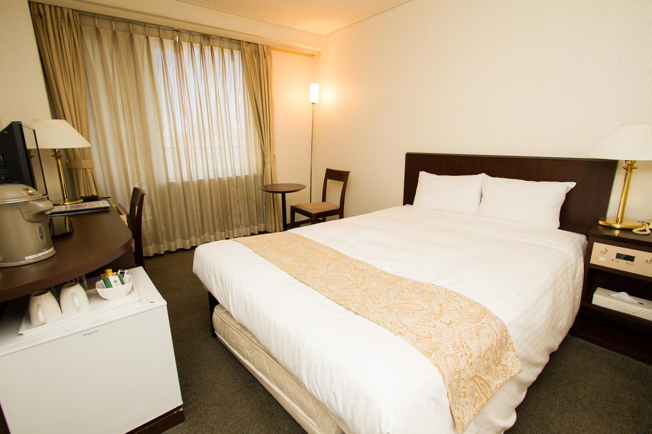 Hotel Yokohama Camelot Japan Exterior foto