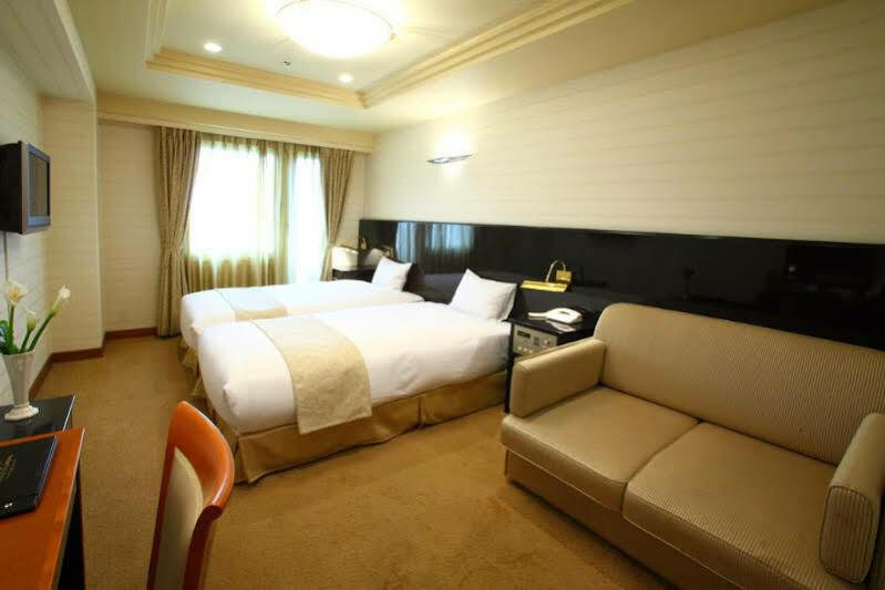 Hotel Yokohama Camelot Japan Exterior foto